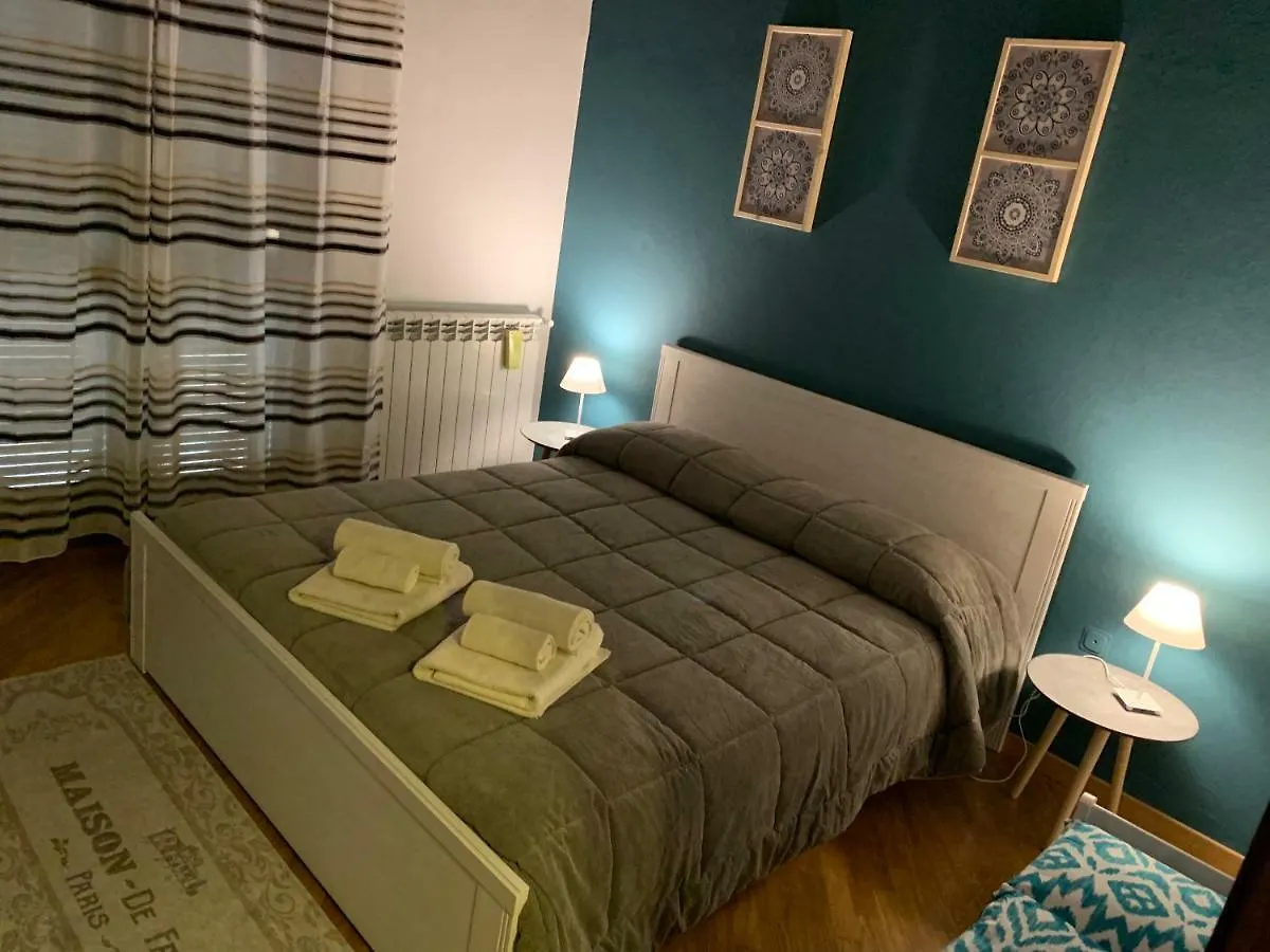 Semesterbostad Casa Nel Vicolo Villa Palermo Italien